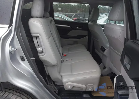 2015 Toyota Highlander Xle V6 from USA, damaged, VIN 5TDKKRFH9FS109342